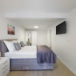 Apartment L&l With Swimming Pool And Seaview