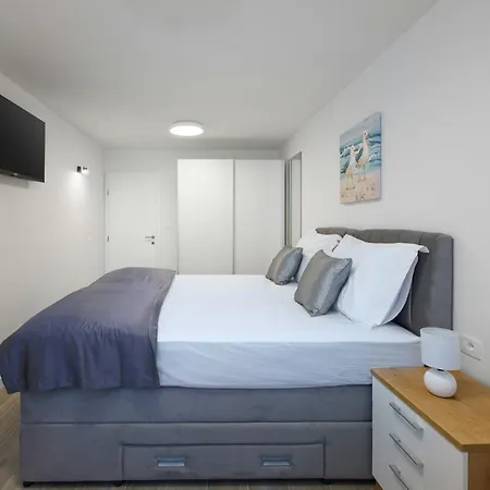 Apartamento L&l With Swimming Pool And Seaview *